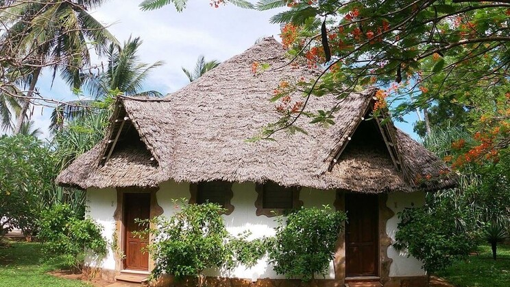 Double or Triple Room Seafront 